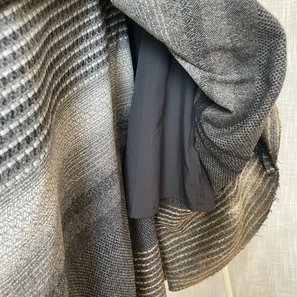 Anne Klein Asymmetrical Wool A-Line Skirt size 6 - Picture 5 of 8